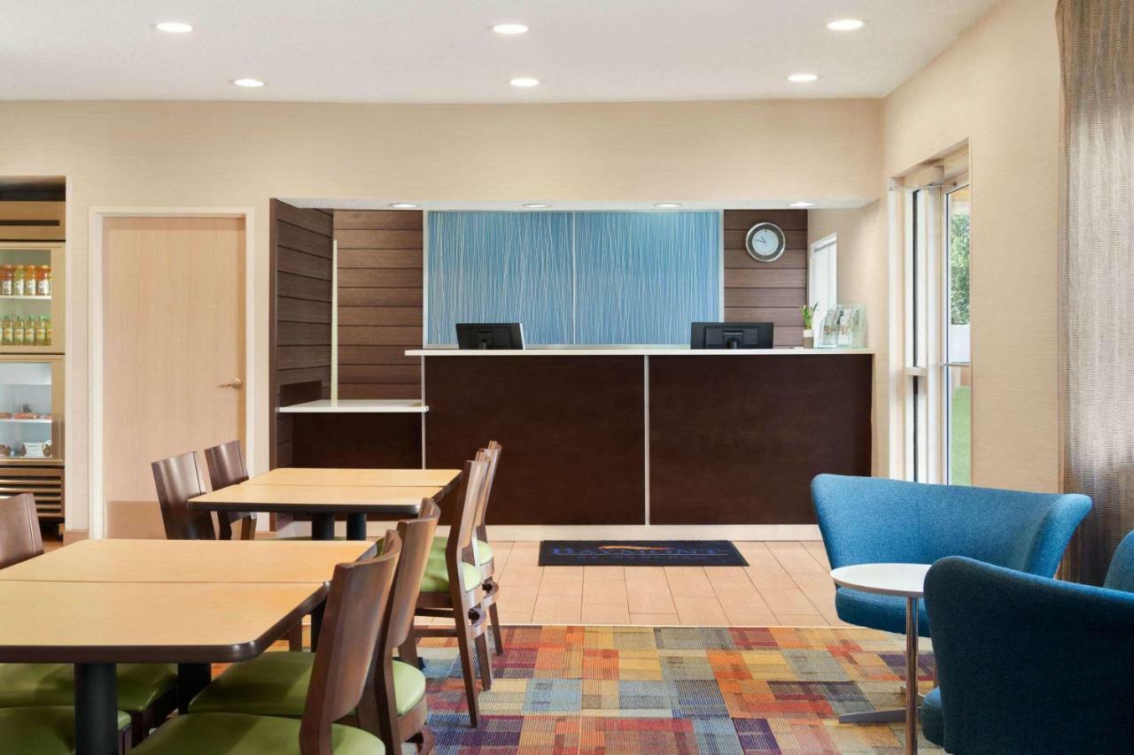 Baymont By Wyndham Tulsa Hotel Kültér fotó